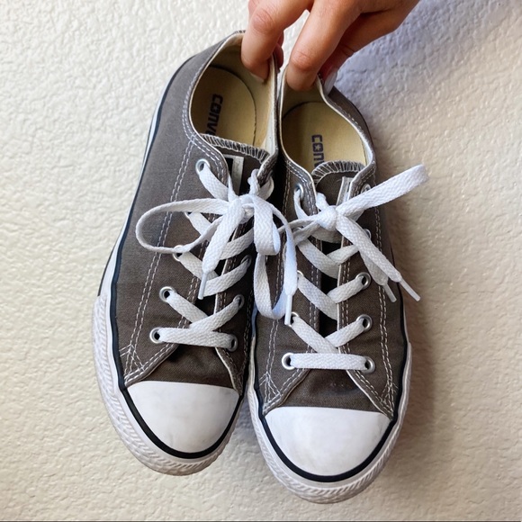 Grey low-top Converse (kids 3/women's 5) - Picture 1 of 7